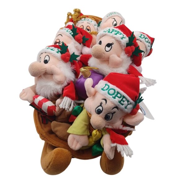 Disney Store Snow White & 7 Dwarves Plush Santas Sleigh Vintage Christmas Decor - Picture 3 of 13